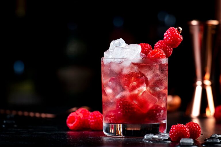 Summer,Alcoholic,Cocktail,With,Mashed,Raspberries,,Gin,,Vodka,,Soda,,And