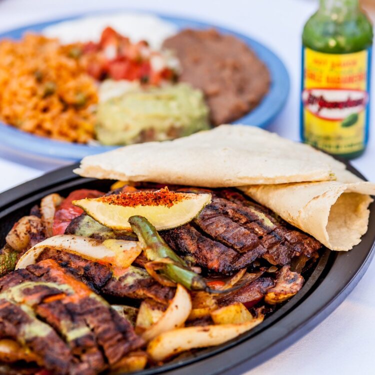El Gato Negro - Fajitas