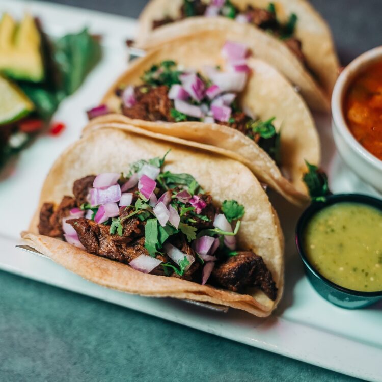 La Carreta - Tacos de Carne Asada
