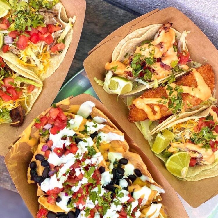 Luchadores NYC - nachos and tacos