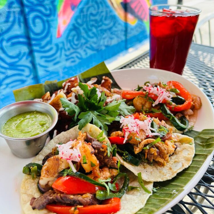 5 Rabanitos Restaurante & Taqueria - Fajitas