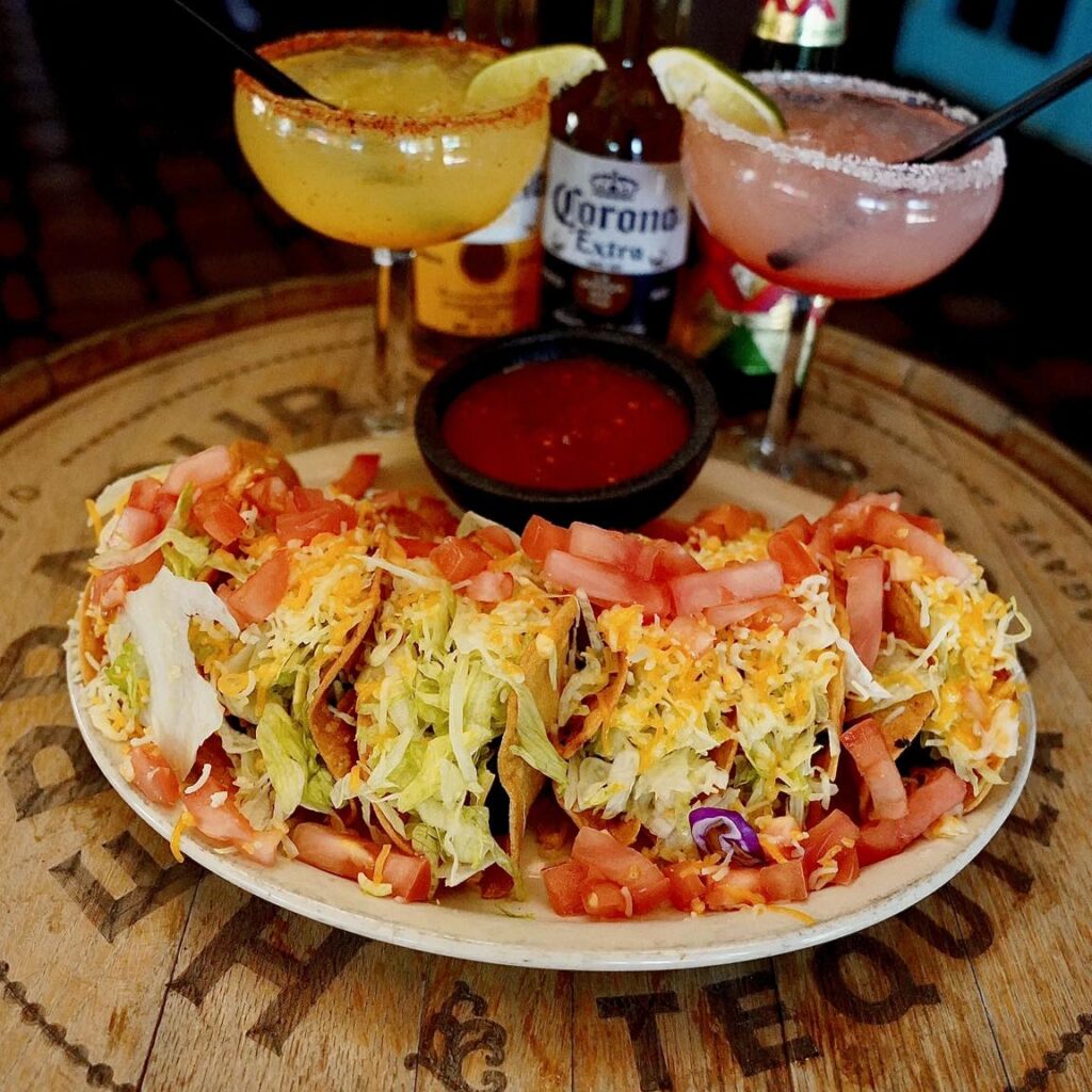 Aunt Chiladas Squaw Peak - Tacos and margaritas