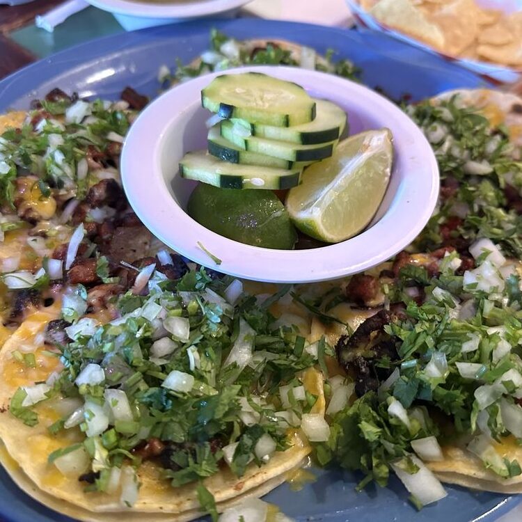 Mi Pueblo - street tacos