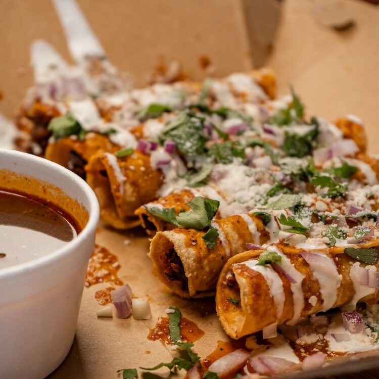 Taqueria El Fundador - Birria Taquitos