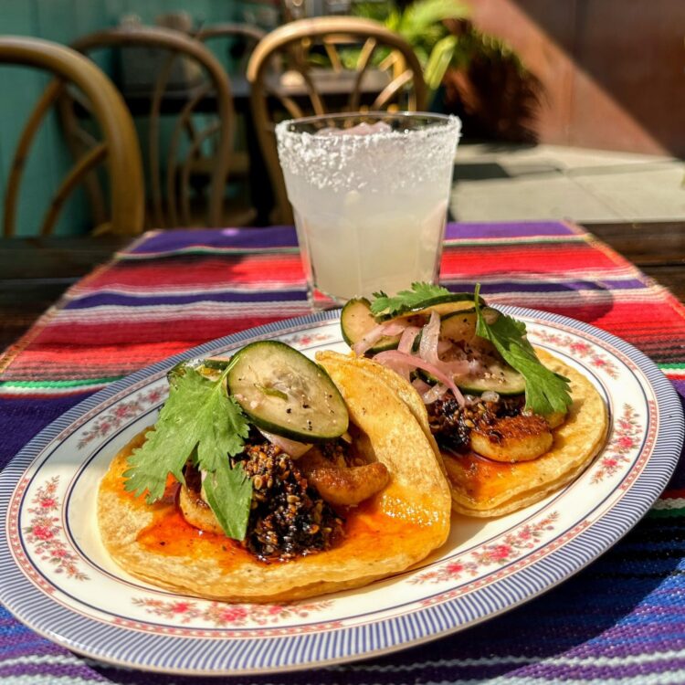 Broken English Taco Pub - Tacos and Margarita