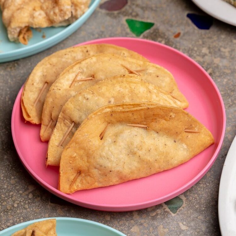Carnitas Uruapan - Tacos Dorados