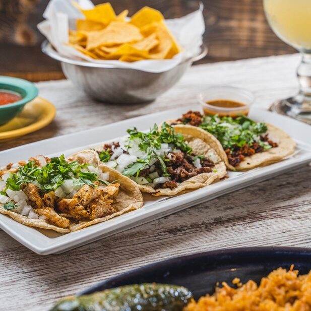 Los Reyes Mexican Kitchen - Tacos