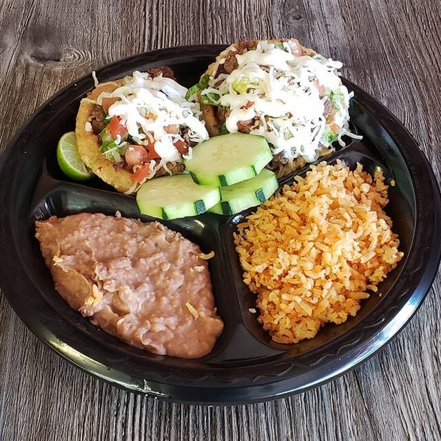 Tacos Huicho - Tostada Plate