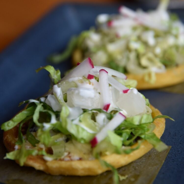 Blue plate of Sopes