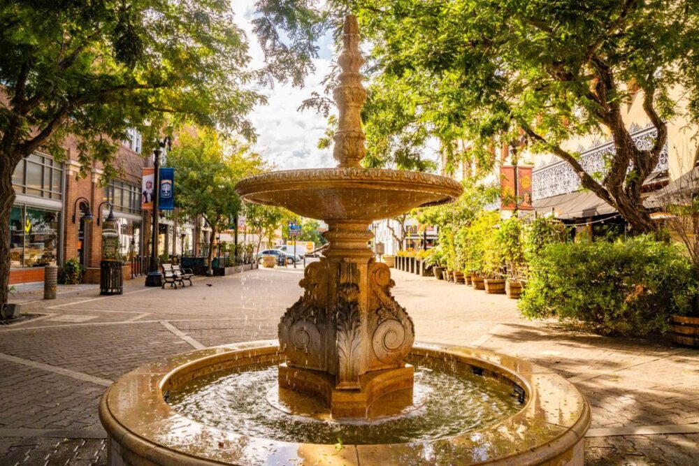 Fountain in Santa Ana