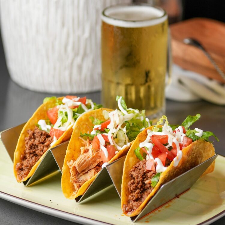 3 crispy tacos and beer