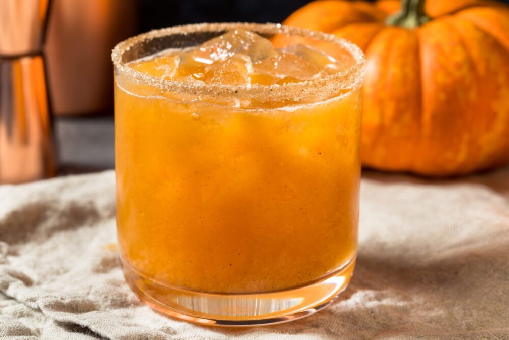 BoozyRefreshingAutumnPumpkinSpiceMargaritaWithTequila