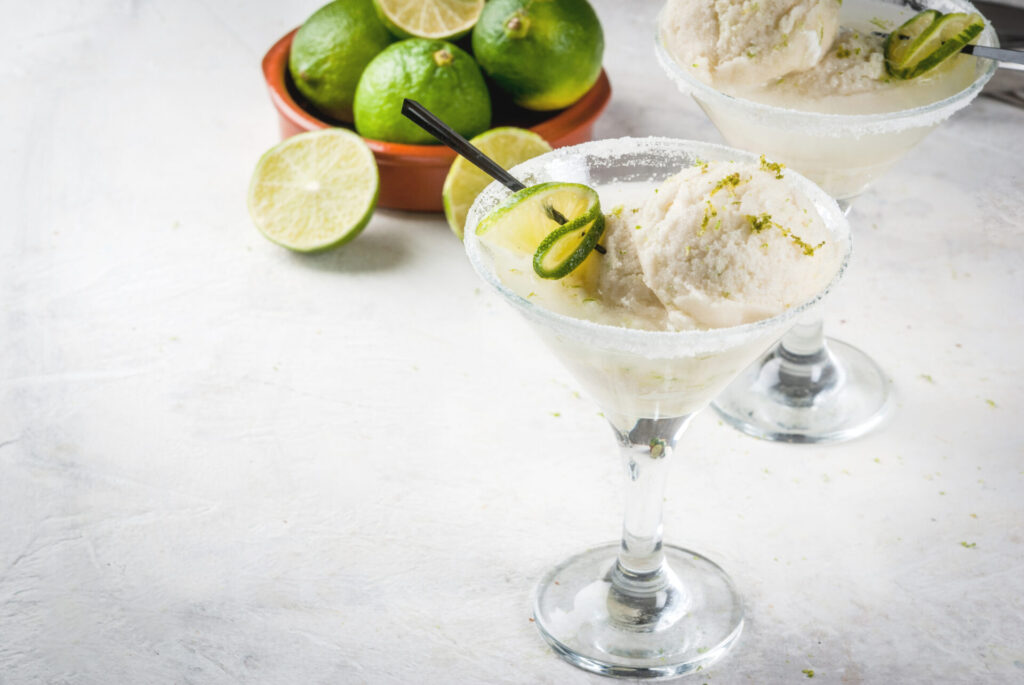 Refreshing,Summer,Alcoholic,Cocktail,Floating,Margarita.,With,Tonic,And,Salted