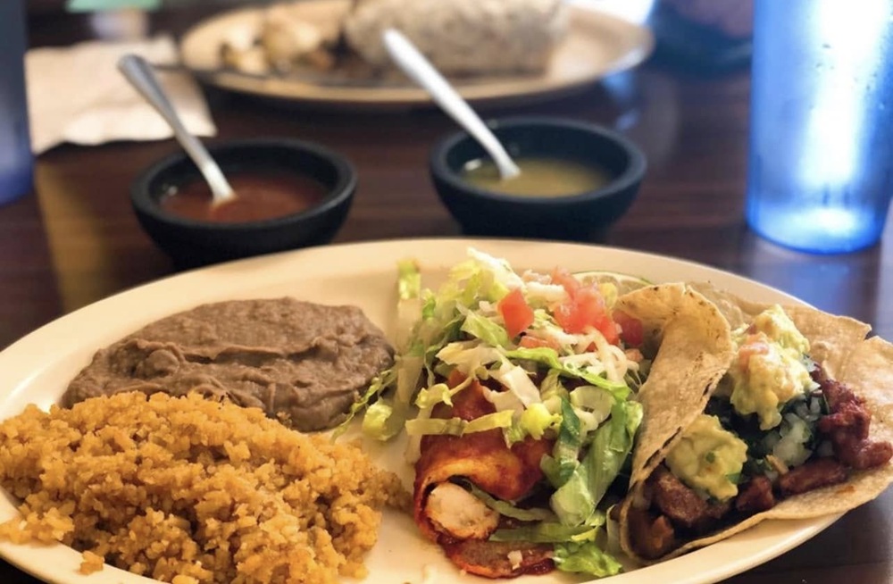 El Maguey Taco plate with rice and beans