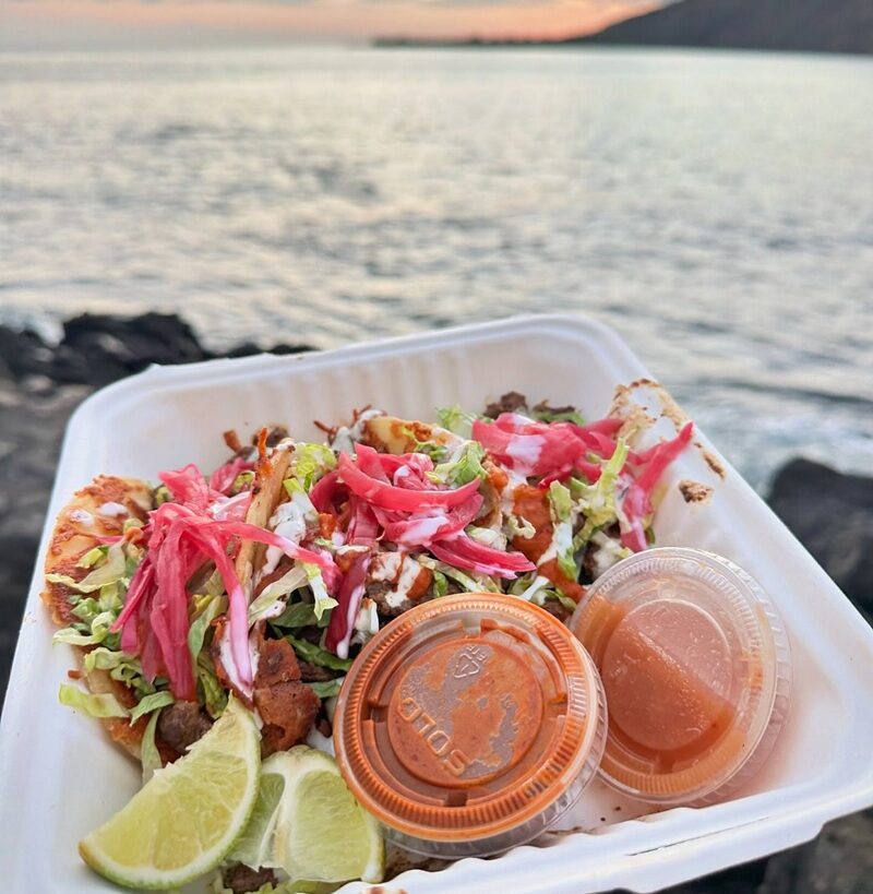 Shaka Tacoz - Tacos at the beach