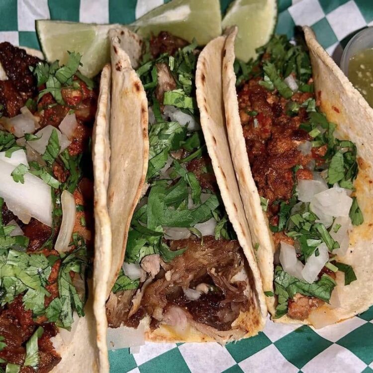 3 Tacos